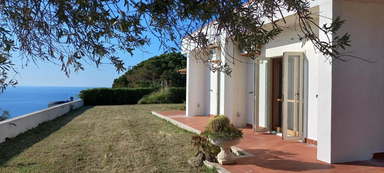Casa Scirocco Villa Месина Екстериор снимка